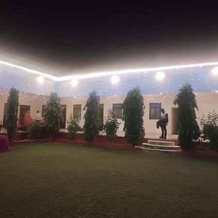 Prem Garden & Resort Mathura Dış mekan fotoğraf