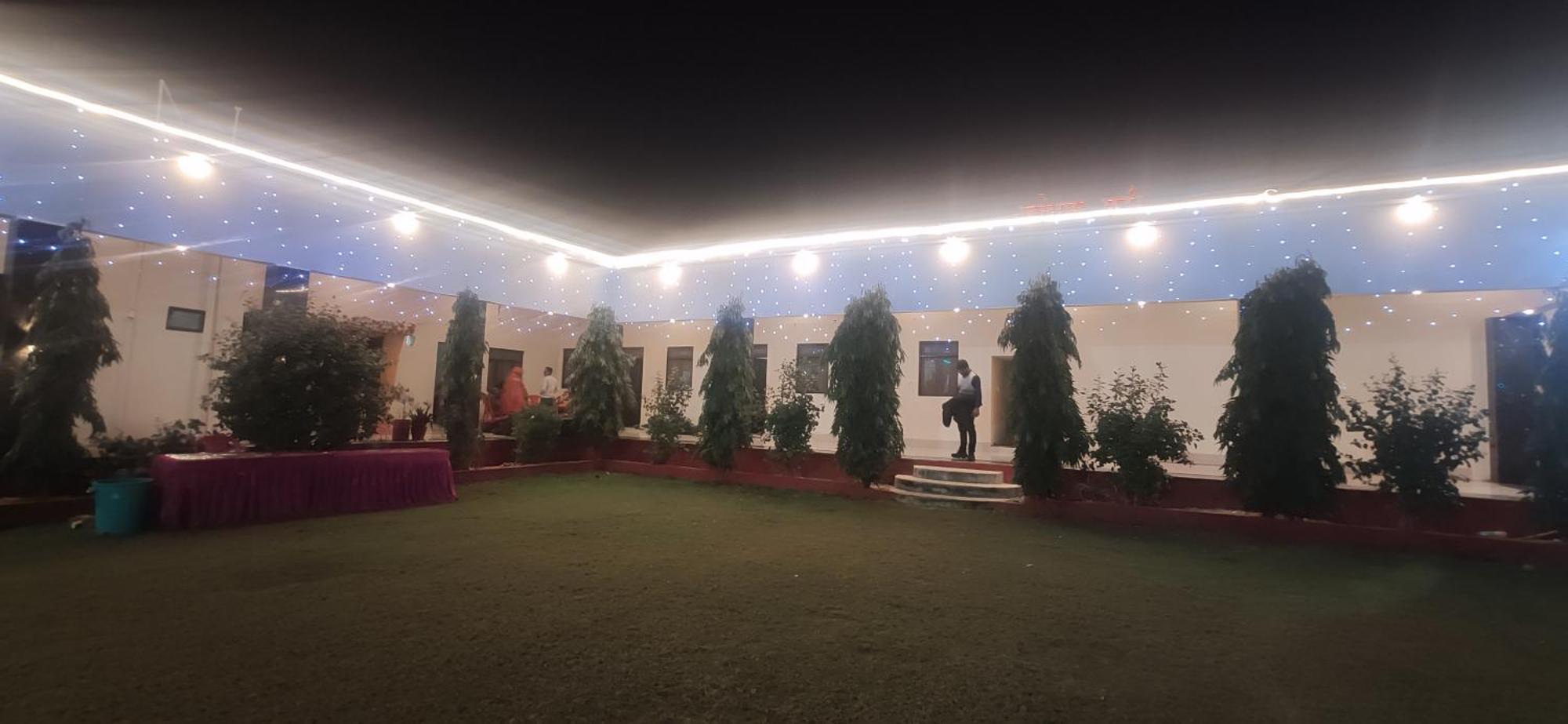 Prem Garden & Resort Mathura Dış mekan fotoğraf